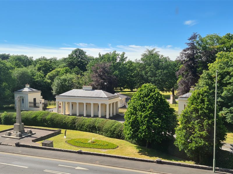 Sandhurst web design